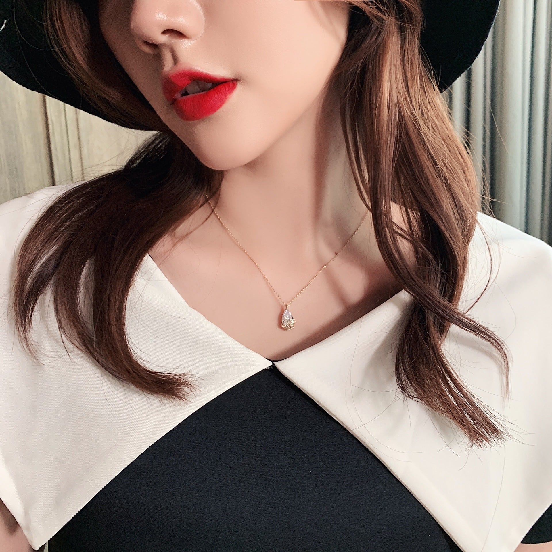 Crystal Water Drop Pendant Necklace Women's Fine Jewelry Adjustable Short Accessories Jewelry Gift NexivoEdge