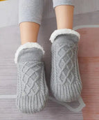 Gray (43-45)